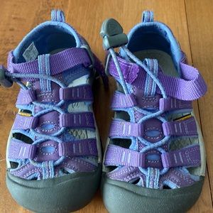 Toddler girls keen sandals
